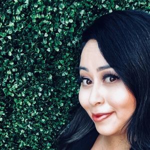 Meet your Posher, Alexandra